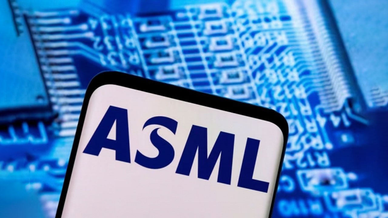 In The AI Craze: ASML Leaps To 3rd Place In Market Capitalization in Europe